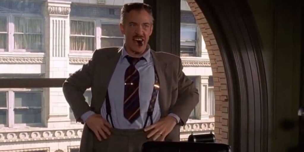 Actorul J.K. Simmons joacă rolul mogulului media J. Jonah James în filmele Spider-Man cu Tobey Maguire